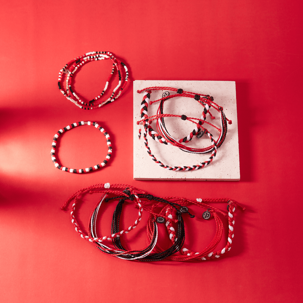 Red. Black & White Collection